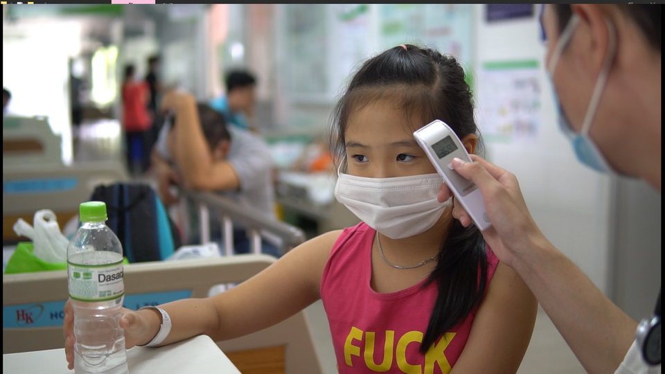 Nạn nhân nghi ngộ độc thực phẩm tại trường học tiếp tục gia tăng - 2 Nạn nhân nghi ngộ độc thực phẩm tại trường học tiếp tục gia tăng - 2