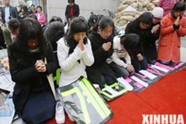 Căng thẳng kỳ thi ĐH ở Hàn Quốc 