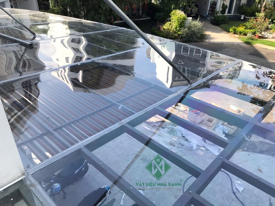 Tấm Poly đặc Hiệp Thành sản phẩm mới độ bền cao chuyên dụng lấy sáng - 2