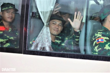 Hơn 100 quân nhân Lào đã có mặt tại Việt Nam để tham gia diễu binh dịp 2/9