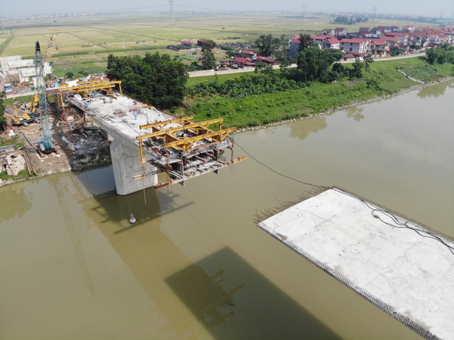 Toàn cảnh cây cầu vượt sông Cầu nối Hà Nội - Bắc Giang - 10 Toàn cảnh cây cầu vượt sông Cầu nối Hà Nội - Bắc Giang - 10
