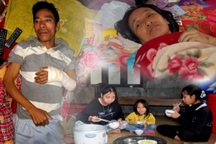 Mẹ tai biến, bố nguy kịch, 3 đứa bé ngơ ngác thành trụ cột gia đình
