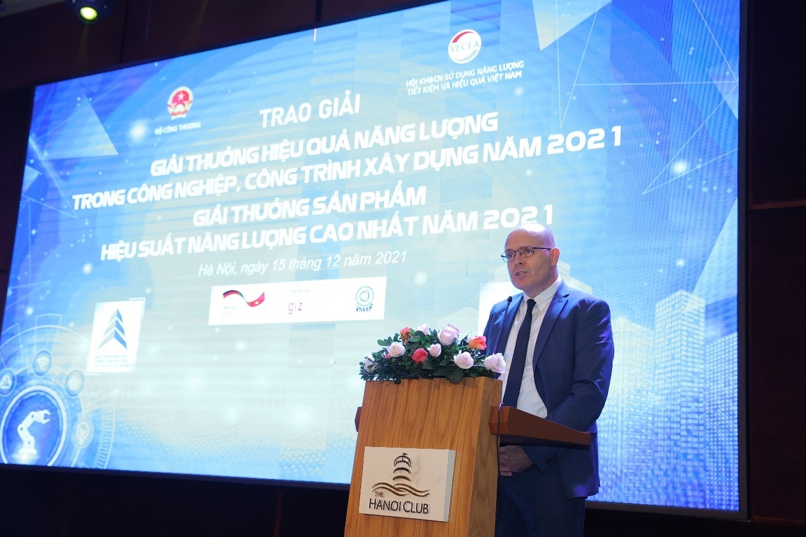 Tôn vinh nhiều giải pháp sử dụng hiệu quả, tiết kiệm năng lượng 2021 - 4 Tôn vinh nhiều giải pháp sử dụng hiệu quả, tiết kiệm năng lượng 2021 - 4
