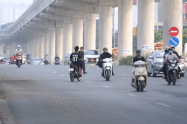 Cô gái trẻ mất trộm xe máy, 141 Hà Nội tìm thấy sau 2 giờ