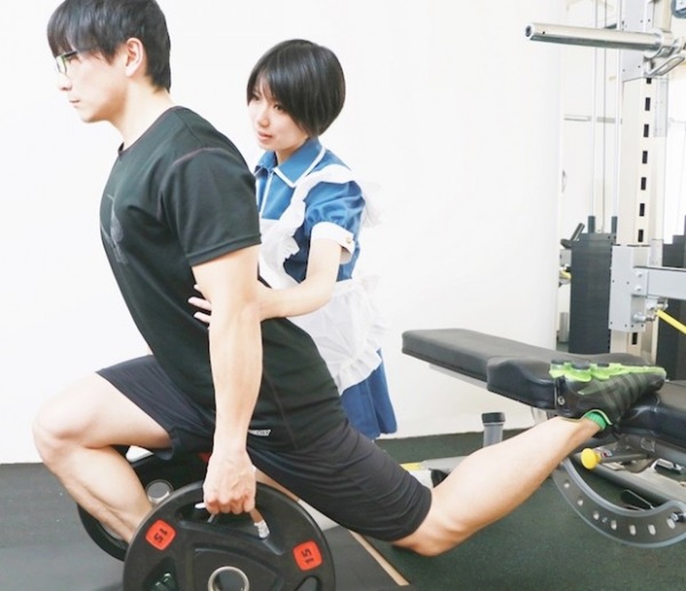 Mô hình phòng gym hầu gái độc lạ cực hút khách ở Nhật Bản - 2 Mô hình phòng gym hầu gái độc lạ cực hút khách ở Nhật Bản - 2