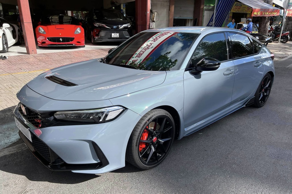 Cường Đô la bán Ferrari F8 cho bạn sau khi mua Honda Civic Type R - 1 Cường Đô la bán Ferrari F8 cho bạn sau khi mua Honda Civic Type R - 1