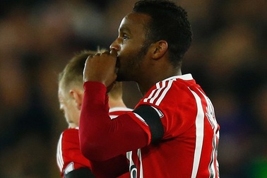 Arsenal “phơi áo” trên sân của Southampton