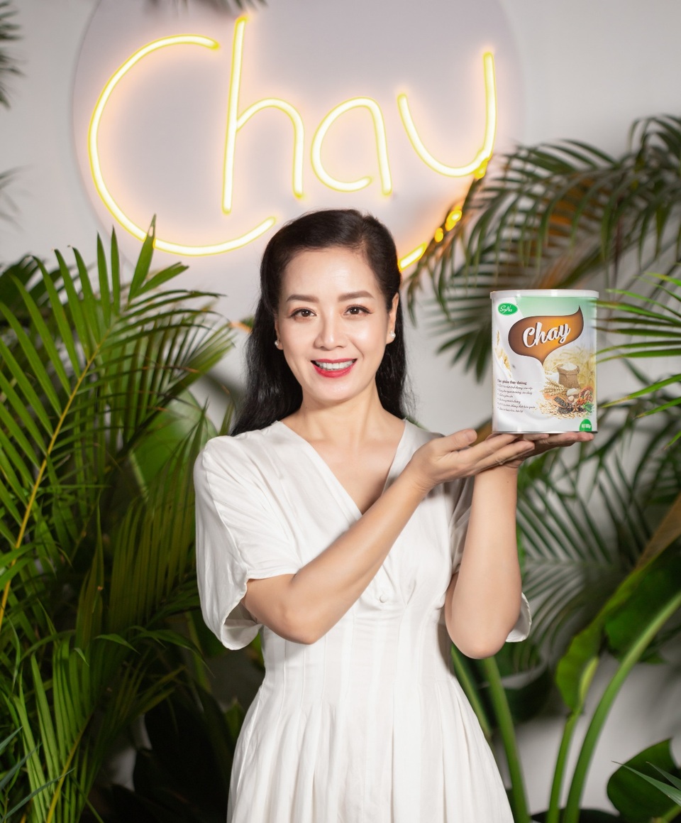 Bí quyết người đẹp “không tuổi” của nghệ sĩ ưu tú Chiều Xuân - 4 Bí quyết người đẹp “không tuổi” của nghệ sĩ ưu tú Chiều Xuân - 4
