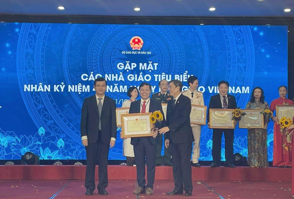 Giám đốc BV Phụ sản Trung ương: Tôi là thầy, nhưng cả đời là học trò - 2 Giám đốc BV Phụ sản Trung ương: Tôi là thầy, nhưng cả đời là học trò - 2