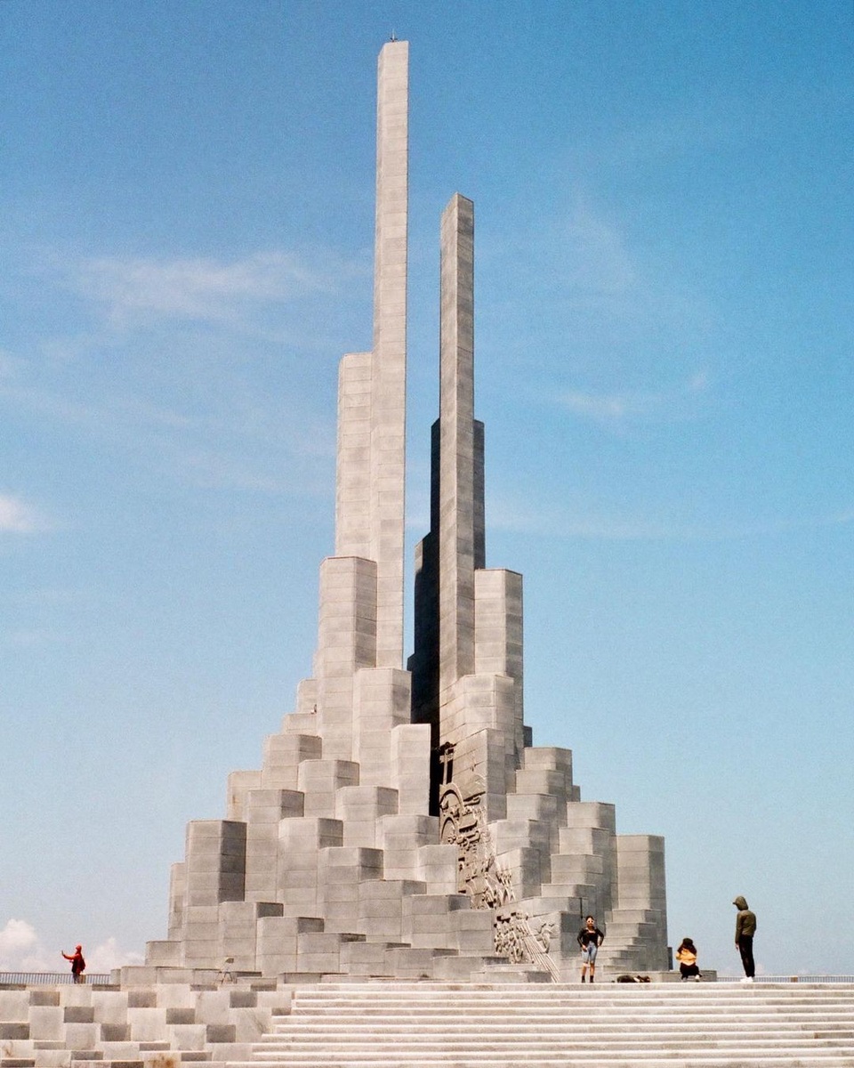 Tháp đôi Nghinh Phong - điểm check-in mới tại Phú Yên - 2 Tháp đôi Nghinh Phong - điểm check-in mới tại Phú Yên - 2