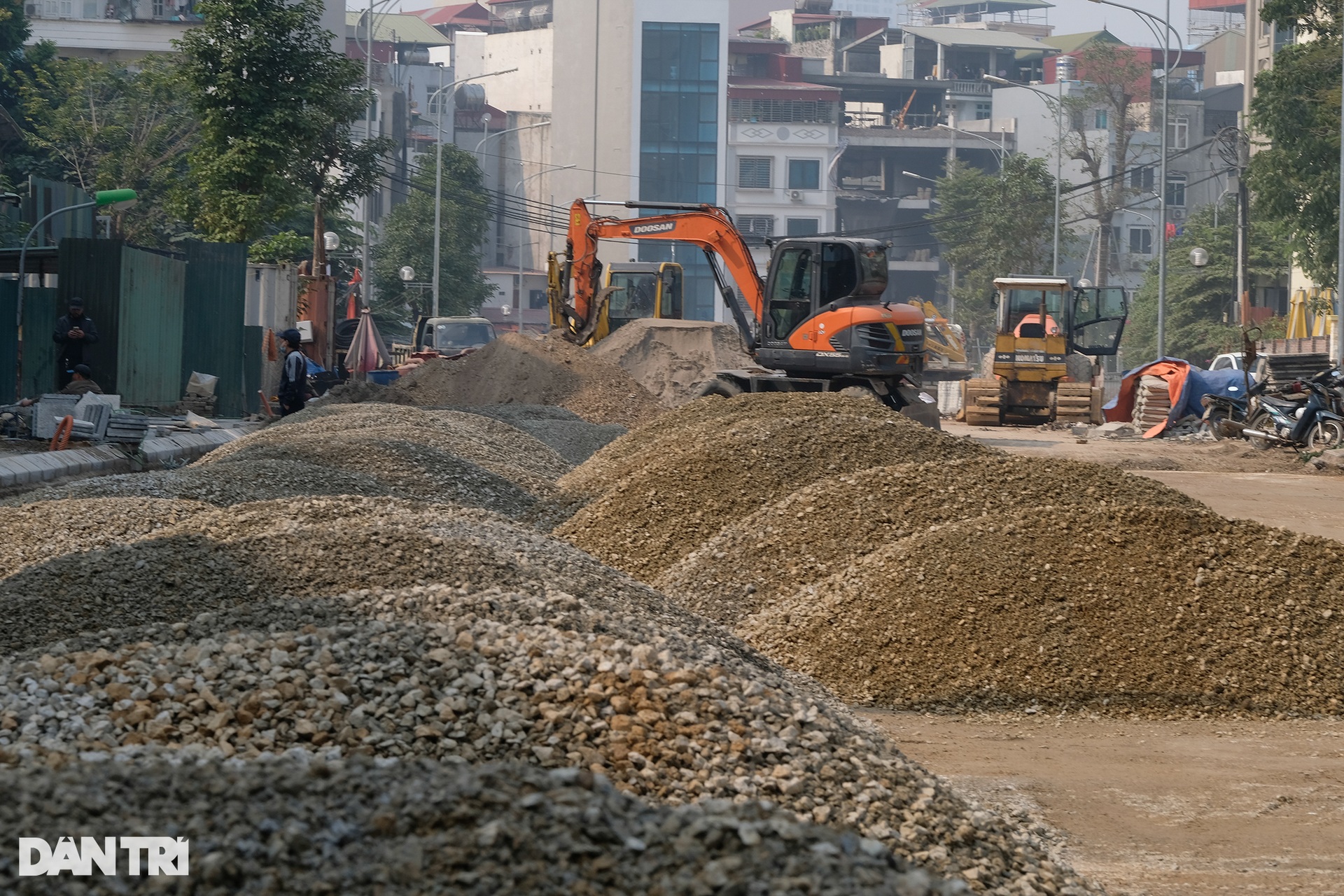 Gấp rút hoàn thành đường Huỳnh Thúc Kháng kéo dài trước Tết Nguyên đán - 5 Gấp rút hoàn thành đường Huỳnh Thúc Kháng kéo dài trước Tết Nguyên đán - 5