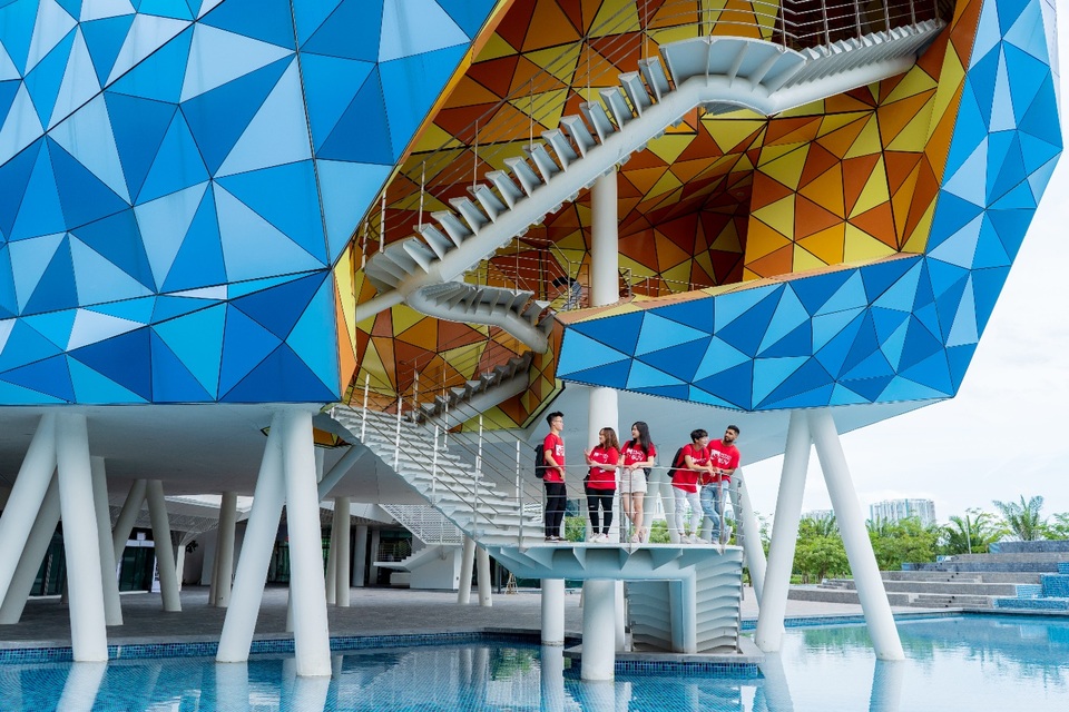 Trường Đại học Anh Quốc Việt Nam khởi động quỹ học bổng trị giá 40 tỷ đồng - 3 Trường Đại học Anh Quốc Việt Nam khởi động quỹ học bổng trị giá 40 tỷ đồng - 3