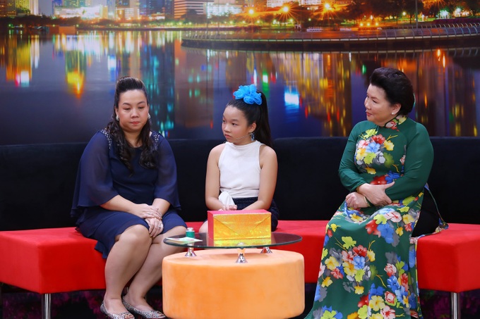 “Ba đưa tiền cho mẹ mỗi ngày nhưng không nói lời yêu thương nào!” - Ảnh 3. “Ba đưa tiền cho mẹ mỗi ngày nhưng không nói lời yêu thương nào!” - Ảnh 3.