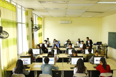 Trường Đại học Tài chính - Ngân hàng Hà Nội tuyển sinh năm học 2015-2016