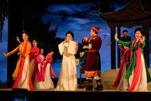 NSND Trịnh Thúy Mùi dựng vở chèo về nữ sĩ Hồ Xuân Hương