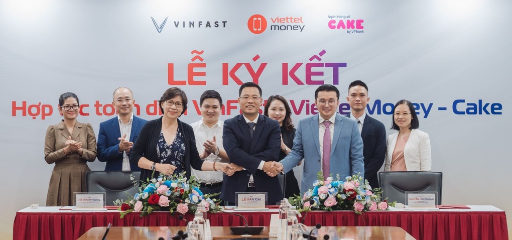 VinFast hợp tác Cake By VPbank và Viettel Money, ưu đãi trả góp xe máy điện - 2 VinFast hợp tác Cake By VPbank và Viettel Money, ưu đãi trả góp xe máy điện - 2