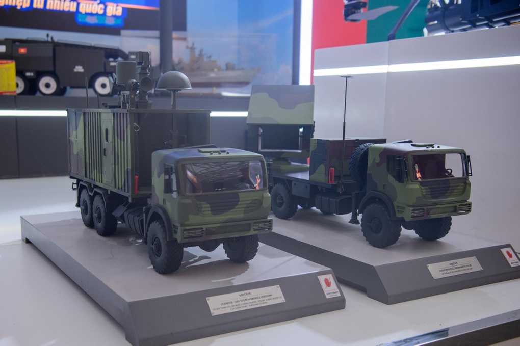Triển lãm 80 năm: Loạt khí tài công nghệ cao Make in Vietnam - 4 Triển lãm 80 năm: Loạt khí tài công nghệ cao Make in Vietnam - 4