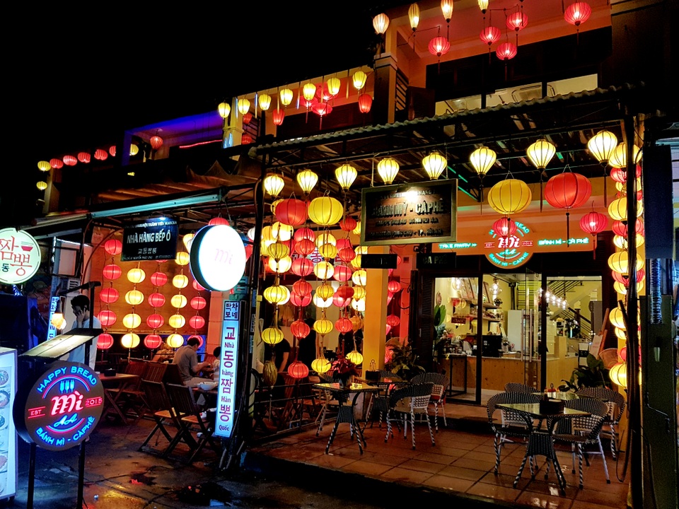 Biển người hân hoan chào năm mới 2020 - 70 Biển người hân hoan chào năm mới 2020 - 70