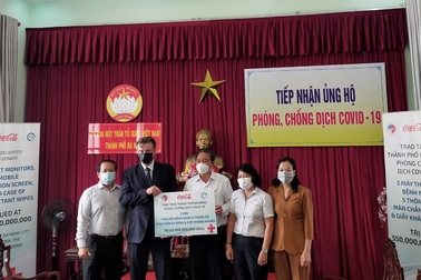 Chung tay đẩy lùi Covid-19 tại Đà Nẵng: Tình người trong cơn khủng hoảng