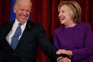 Vì sao nhiều cử tri từng “quay lưng” với bà Clinton quay sang ủng hộ Biden?