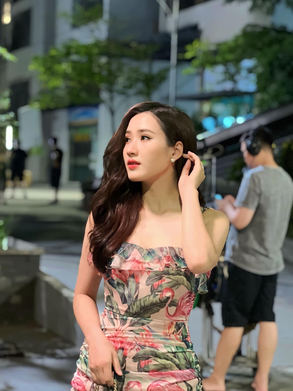 Nhung của phim Làng trong phố: Tôi biết khán giả sẽ gay gắt với mình - 3 Nhung của phim Làng trong phố: Tôi biết khán giả sẽ gay gắt với mình - 3