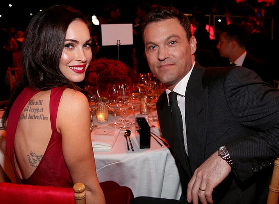 Megan Fox nắm tay bồ trẻ ra phố - 7 Megan Fox nắm tay bồ trẻ ra phố - 7