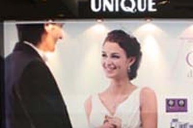 Trang sức Unique khuyến mãi