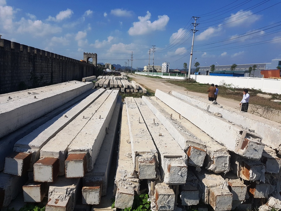 Ninh Bình: Ưu ái cho doanh nghiệp mượn của công… xây trụ sở công ty! - 2 Ninh Bình: Ưu ái cho doanh nghiệp mượn của công… xây trụ sở công ty! - 2