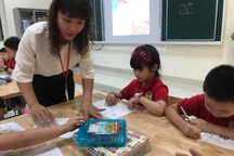 Học online "trường kỳ", học sinh lớp 1, lớp 2 kiểm tra định kỳ ra sao?