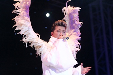 Đàm Vĩnh Hưng - Thiên thần lắm chiêu 