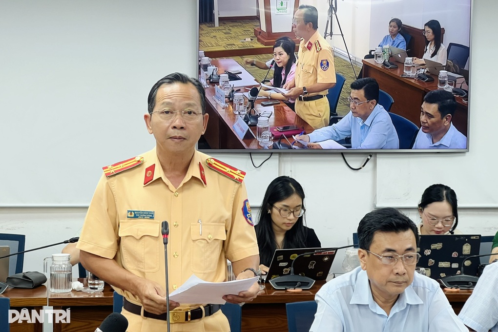 TPHCM thu hơn 1.000 tỷ đồng tiền xử phạt vi phạm giao thông - 1 TPHCM thu hơn 1.000 tỷ đồng tiền xử phạt vi phạm giao thông - 1