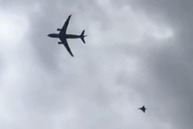 Máy bay Pháp tập trận đúng ngày 11/9, dân hốt hoảng tưởng có khủng bố