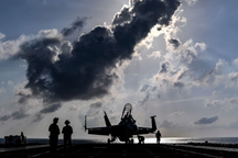 Mỹ cáo buộc phi công Nga tìm cách "không chiến" ở không phận Syria