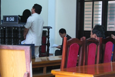 Hủy án sơ thẩm vụ “sếp” quản lý thị trường trắng án   