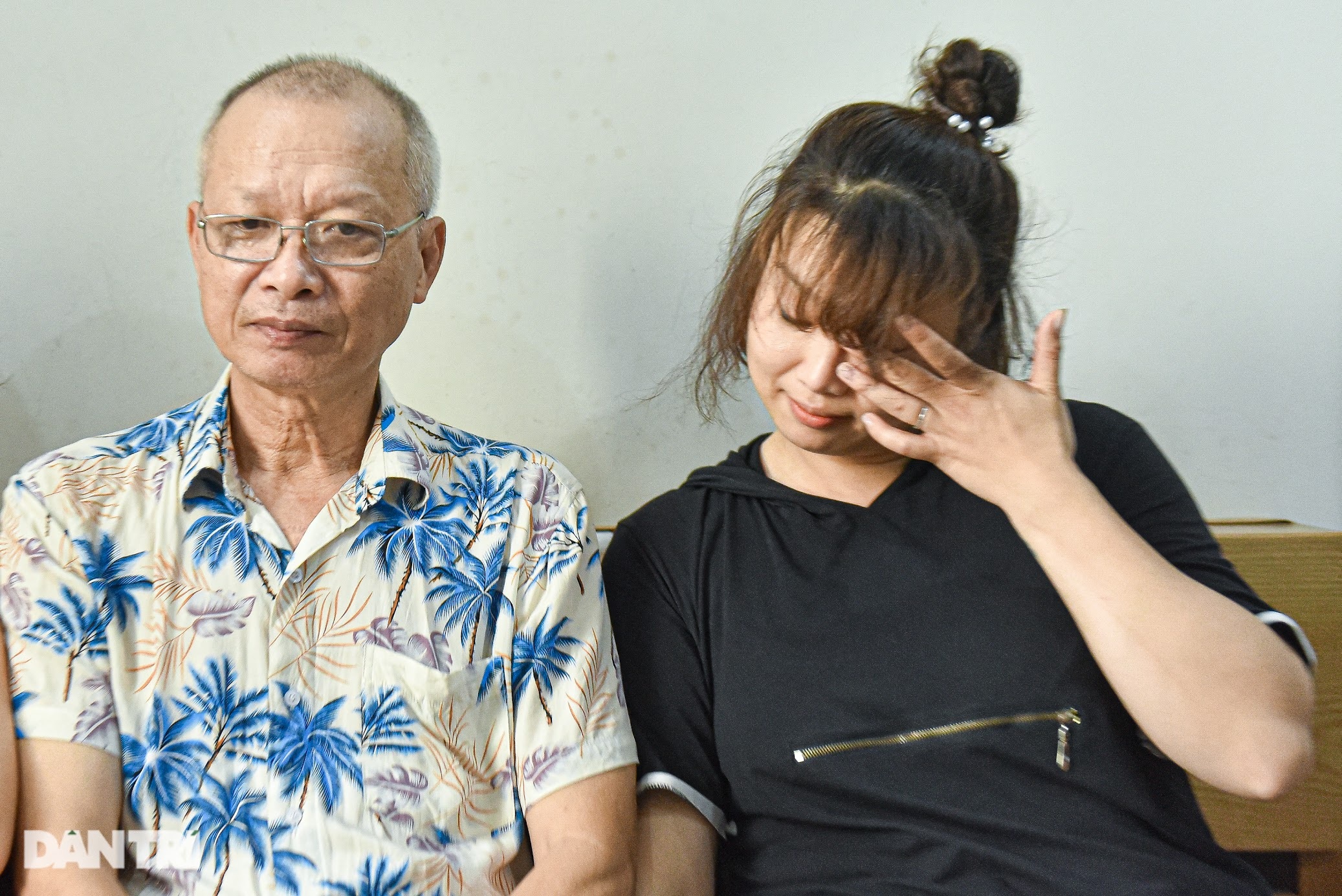 Tiết lộ về người phụ nữ 19 năm ngâm mình dưới nước, ẩn người trong bóng tối - 27 Tiết lộ về người phụ nữ 19 năm ngâm mình dưới nước, ẩn người trong bóng tối - 27