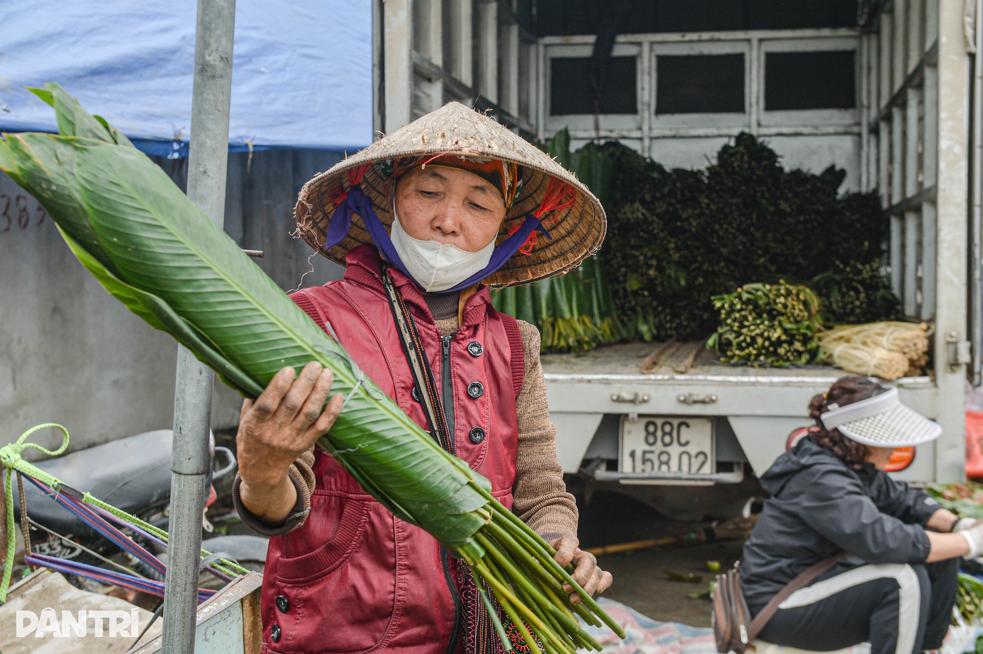 Hà Nội: Độc đáo chợ phiên Thanh Nhàn đúng ngày cúng ông Công, ông Táo - 10 Hà Nội: Độc đáo chợ phiên Thanh Nhàn đúng ngày cúng ông Công, ông Táo - 10