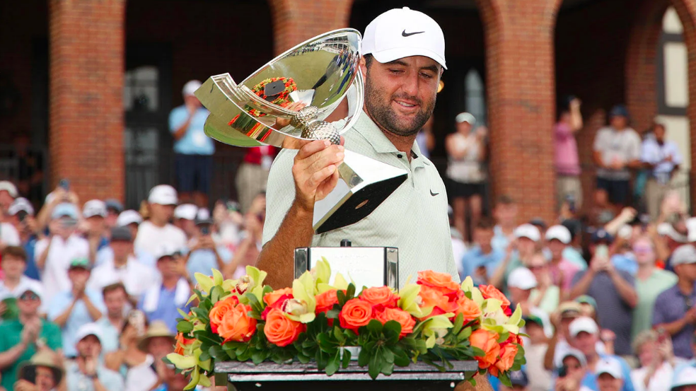 Scottie Scheffler vence o Tour Championship e lidera a temporada - 1 Scottie Scheffler vô địch giải golf Tour Championship, dẫn đầu mùa giải - 1