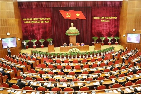 “Hơn 50% Trung ương, gần 50% ủy viên Bộ Chính trị còn tuổi tái cử, không lo thiếu nhân sự”