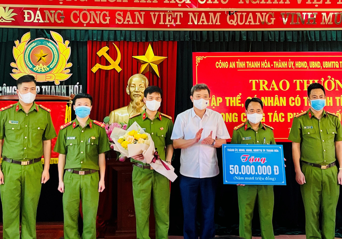 Công an TP Thanh Hoá: Phá đường dây bán hóa đơn &quot;khống&quot; trên 1.000 tỉ đồng, được trao thưởng 140 triệu đồng - Ảnh 1.