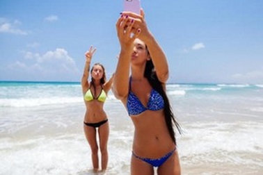 Mẹo hay giúp tăng chất lượng ảnh chụp bằng camera trước của smartphone