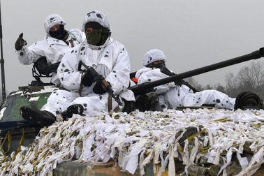 NATO “tiến thoái lưỡng nan” trong cuộc đối đầu Nga - Ukraine