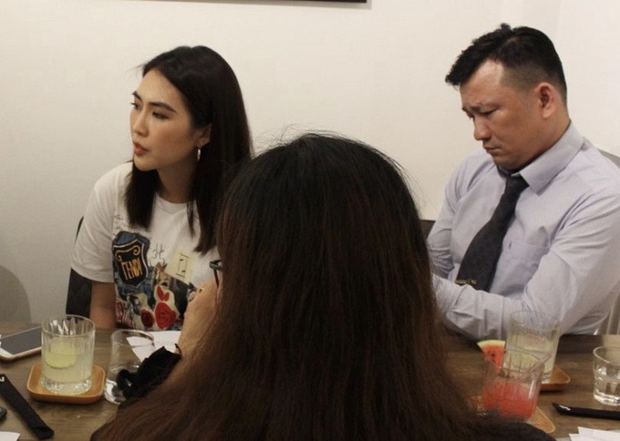 Tường Linh chính lên tiếng về tin đồn liên quan đến đường dây tú ông nghìn đô, bật khóc uất ức và nhờ công an vào cuộc - Ảnh 2. Tường Linh chính lên tiếng về tin đồn liên quan đến đường dây tú ông nghìn đô, bật khóc uất ức và nhờ công an vào cuộc - Ảnh 2.