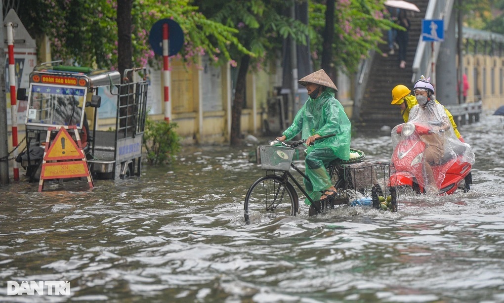 Hôm nay miền Bắc mưa lớn, nguy cơ ngập nhiều nơi - 1 Hôm nay miền Bắc mưa lớn, nguy cơ ngập nhiều nơi - 1