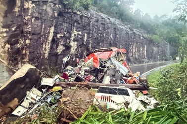 Sạt lở ở Khánh Hòa khiến 6 người chết, Thủ tướng yêu cầu làm rõ nguyên nhân