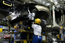 Kinh tế Nhật Bản thoát suy thoái kỹ thuật