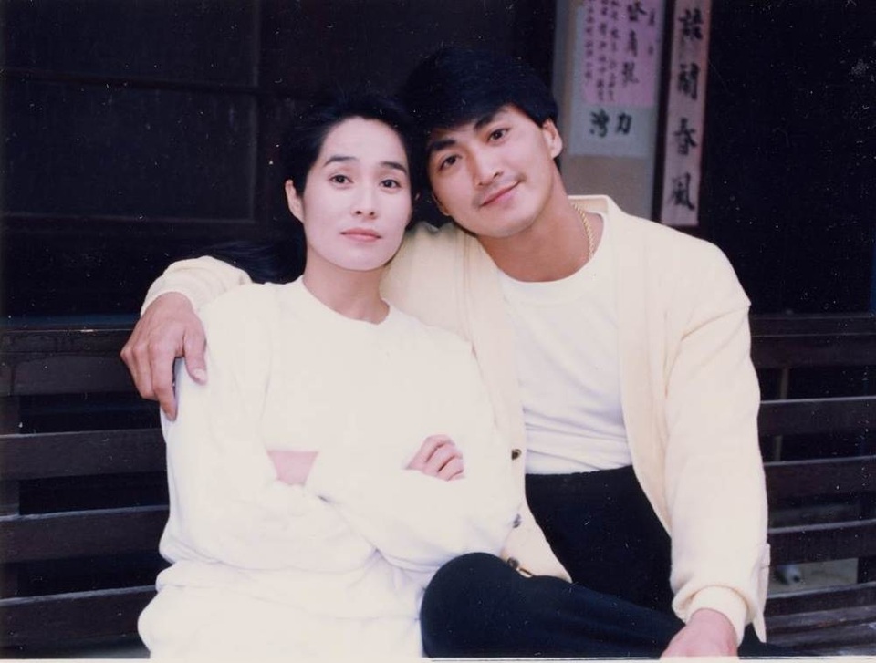 Hai mỹ nhân bước qua cuộc đời Triển Chiêu Hà Gia Kính - 1