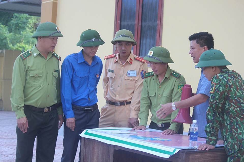 Hà Tĩnh: Căng mình soi giặc lửa - 2 Hà Tĩnh: Căng mình soi giặc lửa - 2