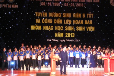 Đà Nẵng tuyên dương sinh viên 5 tốt 