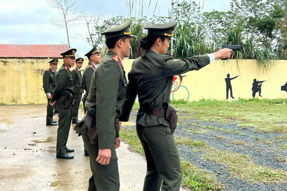 Nữ cảnh vệ kể chuyện đưa Toàn quyền Australia đi dạo hồ Hoàn Kiếm - 3