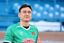 Đội tuyển Việt Nam có buổi tập đầu tiên, Văn Lâm thể hiện quyết tâm